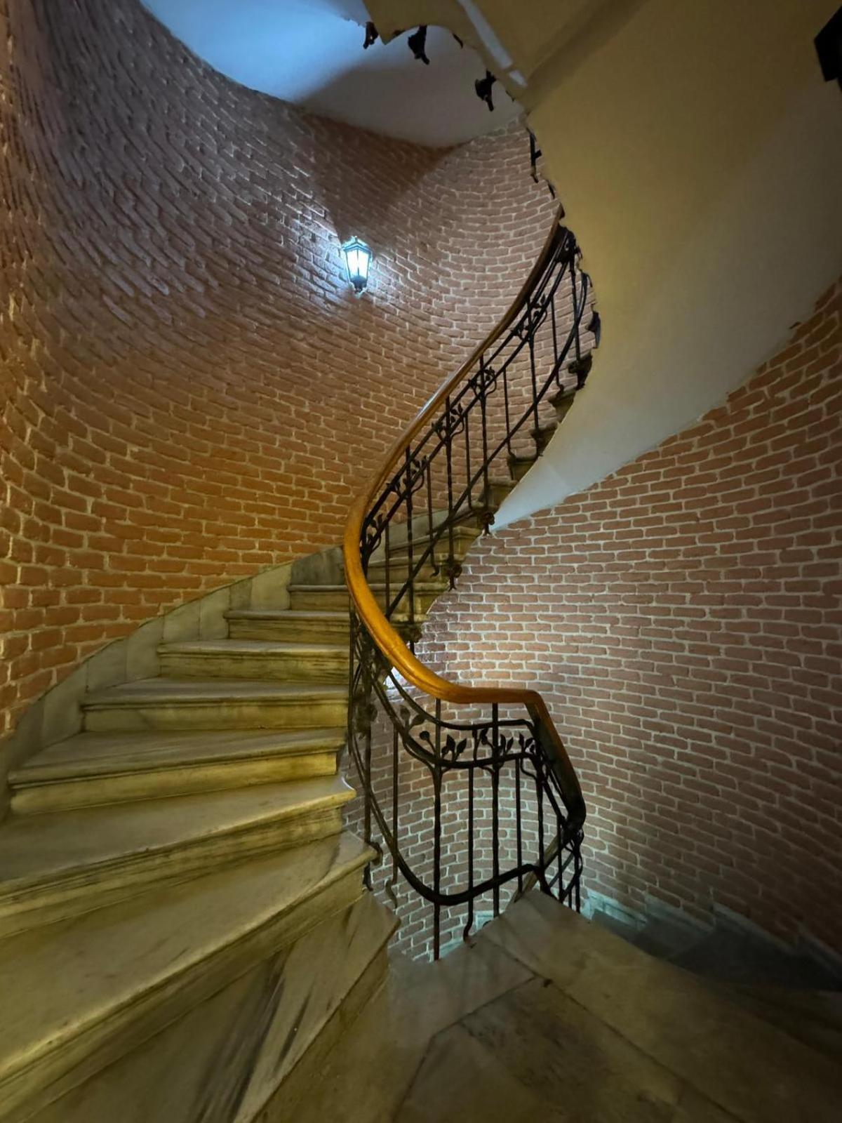 Gran Brn Hotel Taksim Istambul Extérieur photo